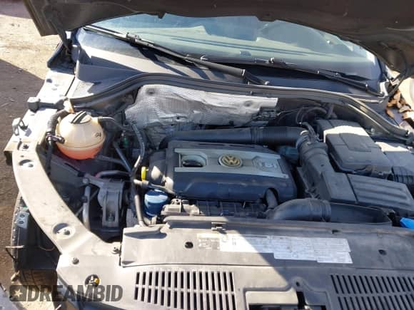 2017 Volkswagen Tiguan Wolfsburg Edition с VIN WVGSV7AXXHK007144, выставлен на аукционе IAAI как лот 41810979 с пробегом 125 363 миль миль и . История ставок и продаж доступна на DreamBid. Изображение 10.