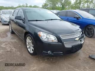 2012 Chevrolet Malibu LTZ z VIN 1G1ZG5E73CF201715, wystawiony jako IAAI lot #42295927 z przebiegiem 143 249 mil mil oraz . Historia ofert i sprzedaży dostępna na DreamBid. Obrazek 1.