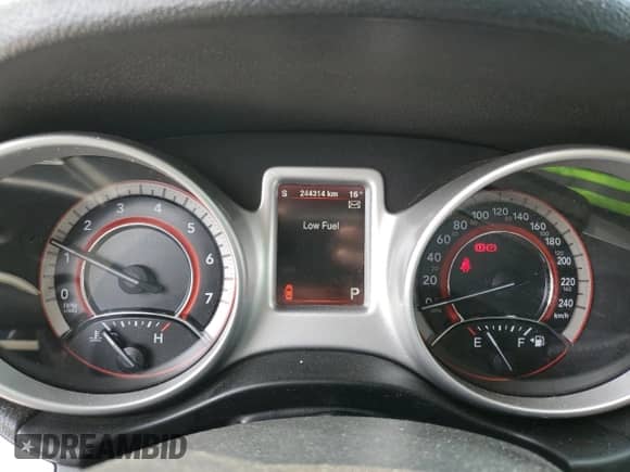 2014 Dodge Journey R/T с VIN 3C4PDDFG7ET117888, выставлен на аукционе Copart как лот 59208995 с пробегом 244 314 миль миль и Списание • Salvage title. История ставок и продаж доступна на DreamBid. Изображение 9.
