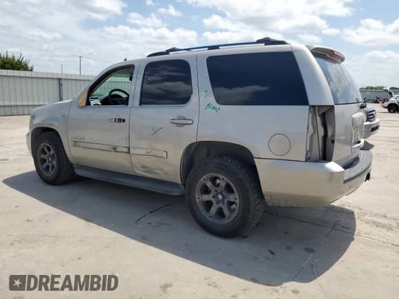 2007 Chevrolet Tahoe LS с VIN 1GNFC13JX7R153378, выставлен на аукционе Copart как лот 59350705 с пробегом 206 022 миль миль и Списание • Salvage title. История ставок и продаж доступна на DreamBid. Изображение 2.