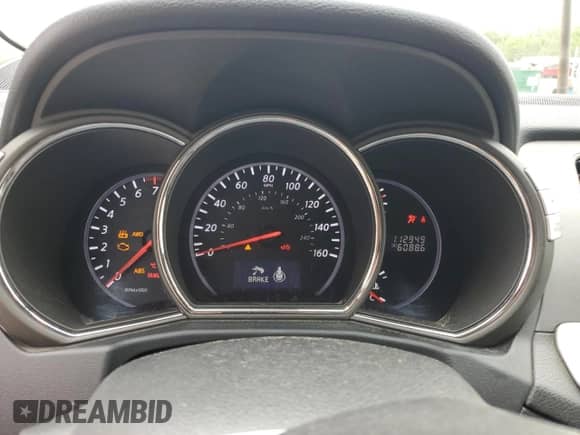 2011 Nissan Murano z VIN JN8AZ1FYXBW002212, wystawiony jako Copart lot #58667805 z przebiegiem 112 949 mil mil oraz Szkoda całkowita • Salvage title. Historia ofert i sprzedaży dostępna na DreamBid. Obrazek 9.