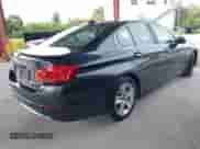 2013 BMW 5 Series 528i xDrive с VIN WBAXH5C59DDW12558, выставлен на аукционе IAAI как лот 43177240 с пробегом 116 224 миль миль и . История ставок и продаж доступна на DreamBid. Изображение 4.