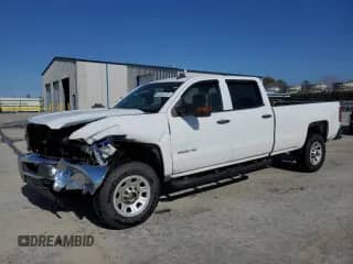 2015 Chevrolet Silverado 3500HD Work Truck с VIN 1GC4KYCG2FF580800, выставлен на аукционе Copart как лот 42622725 с пробегом 182 715 миль миль и Списание • Salvage title. История ставок и продаж доступна на DreamBid. Изображение 1.