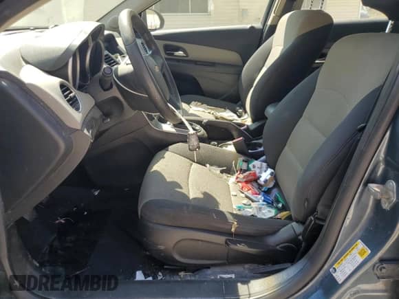 2012 Chevrolet Cruze LS с VIN 1G1PD5SH5C7265634, выставлен на аукционе Copart как лот 72025195 с пробегом 127 681 миль миль и Списание • Salvage title. История ставок и продаж доступна на DreamBid. Изображение 7.