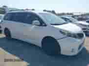 2011 Toyota Sienna SE z VIN 5TDXK3DC7BS048545, wystawiony jako IAAI lot #43006422 z przebiegiem 202 366 mil mil oraz . Historia ofert i sprzedaży dostępna na DreamBid. Obrazek 1.