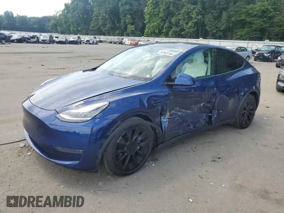 2021 Tesla Model Y Long Range с VIN 5YJYGDEE2MF067426, выставлен на аукционе Copart как лот 64945184 с пробегом 65 356 миль миль и Списание • Salvage title. История ставок и продаж доступна на DreamBid. Изображение 1.