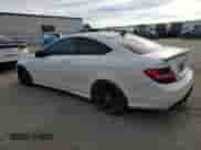 2012 Mercedes-Benz C 350 z VIN WDDGJ5HB9CF764743, wystawiony jako Copart lot #45793575 z przebiegiem 139 891 mil mil oraz Szkoda całkowita • Salvage title. Historia ofert i sprzedaży dostępna na DreamBid. Obrazek 2.