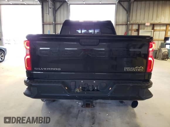 2021 Chevrolet Silverado 3500HD High Country with VIN 1GC4YVEY6MF130910, listed as a Copart auction lot 68679774 with 106,383 mi miles and Salvage title. Bid and sale history available at DreamBid. Image 6.