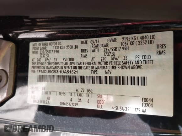 2017 Ford Escape SE z VIN 1FMCU9G93HUA51521, wystawiony jako IAAI lot #43052205 z przebiegiem 93 947 mil mil oraz . Historia ofert i sprzedaży dostępna na DreamBid. Obrazek 9.