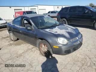 2005 Dodge Neon SXT z VIN 1B3AS56C55D192000, wystawiony jako Copart lot #77850354 z przebiegiem 112 344 mil mil oraz Czysty tytuł • Clean title. Historia ofert i sprzedaży dostępna na DreamBid. Obrazek 4.