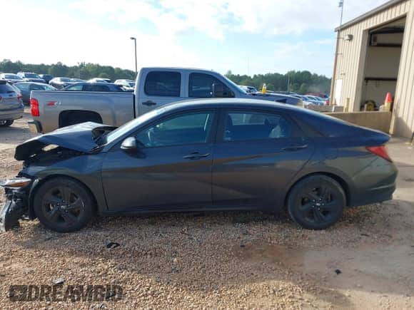 2021 Hyundai Elantra SEL с VIN 5NPLM4AG5MH000881, выставлен на аукционе IAAI как лот 43188633 с пробегом 85 451 миль миль и . История ставок и продаж доступна на DreamBid. Изображение 14.