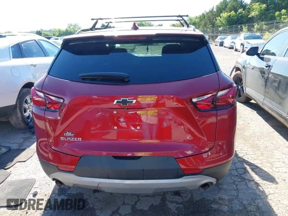 2020 Chevrolet Blazer LT с VIN 3GNKBCR45LS632068, выставлен на аукционе IAAI как лот 42362233 с пробегом 54 470 миль миль и . История ставок и продаж доступна на DreamBid. Изображение 16.