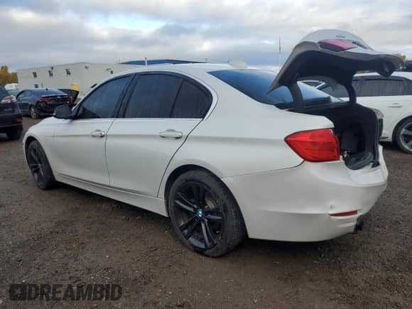 2015 BMW 3 Series 328i xDrive with VIN WBA3B3G51FNT17546, listed as a Copart auction lot 85266975 with Not provided miles and Clean title. Bid and sale history available at DreamBid. Image 2.