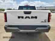 2025 Ram 1500 Tradesman z VIN 1C6RRFCGXSN668846, wystawiony jako Copart lot #59990505 z przebiegiem 472 mil mil oraz Szkoda całkowita • Salvage title. Historia ofert i sprzedaży dostępna na DreamBid. Obrazek 6.