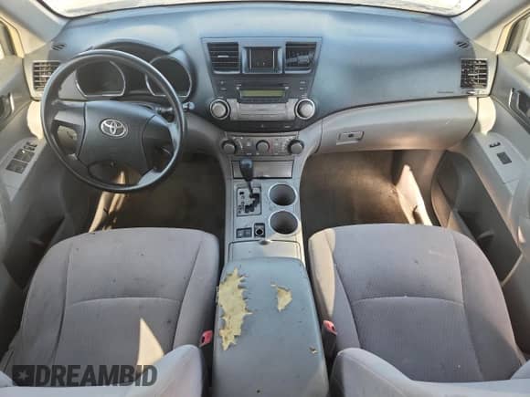 2008 Toyota Highlander z VIN JTEES41A082037477, wystawiony jako Copart lot #90124695 z przebiegiem 229 161 mil mil oraz Czysty tytuł • Clean title. Historia ofert i sprzedaży dostępna na DreamBid. Obrazek 8.