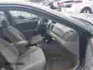 2003 Toyota Camry LE с VIN 4T1BE32K93U686008, выставлен на аукционе IAAI как лот 43064004 с пробегом 294 723 миль миль и . История ставок и продаж доступна на DreamBid. Изображение 5.