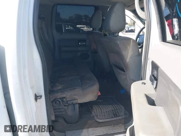 2008 Ford F-150 XLT с VIN 1FTPW12508FC00669, выставлен на аукционе IAAI как лот 42853670 с пробегом 144 497 миль миль и . История ставок и продаж доступна на DreamBid. Изображение 8.