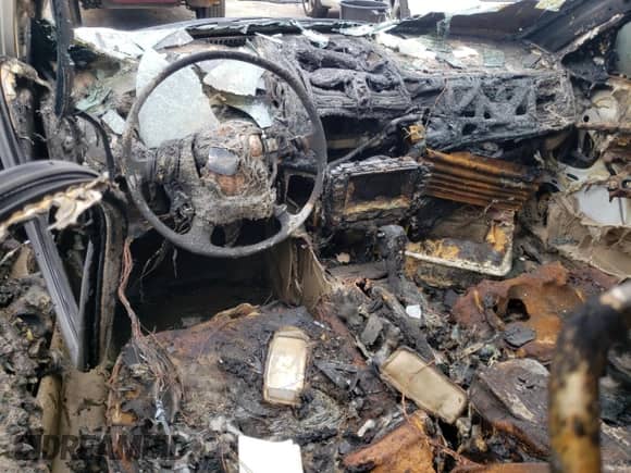 2005 Honda Accord EX-L with VIN 1HGCM66825A073732, listed as a Copart auction lot 68422105 with Not provided miles and Non repairable. Bid and sale history available at DreamBid. Image 8.