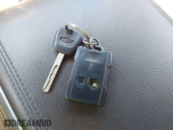 2015 Chevrolet Silverado 1500 Work Truck с VIN 3GCPCPEC8FG480441, выставлен на аукционе IAAI как лот 41699473 с пробегом Не указан миль и . История ставок и продаж доступна на DreamBid. Изображение 11.