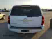 2009 Chevrolet Suburban 1LT z VIN 1GNFC26J09R147755, wystawiony jako Copart lot #72418304 z przebiegiem 239 660 mil mil oraz Szkoda całkowita • Salvage title. Historia ofert i sprzedaży dostępna na DreamBid. Obrazek 6.