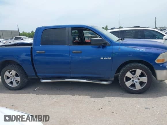 2009 Dodge 1500 SLT with VIN 1D3HB13P09S719513, listed as a IAAI auction lot 42876198 with 276,730 mi miles and . Bid and sale history available at DreamBid. Image 13.