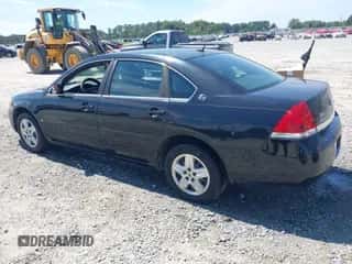 2008 Chevrolet Impala LS z VIN 2G1WB58K081366508, wystawiony jako IAAI lot #43213163 z przebiegiem 173 423 mil mil oraz . Historia ofert i sprzedaży dostępna na DreamBid. Obrazek 3.