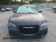 2019 Chrysler 300 S с VIN 2C3CCABGXKH676365, выставлен на аукционе IAAI как лот 43240627 с пробегом 92 267 миль миль и . История ставок и продаж доступна на DreamBid. Изображение 12.