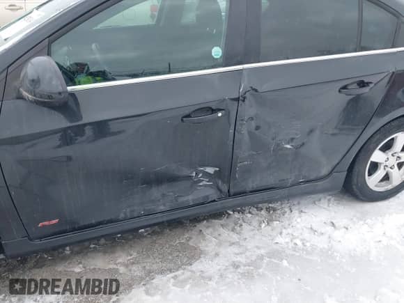 2014 Chevrolet Cruze 1LT with VIN 1G1PD5SB0E7217960, listed as a IAAI auction lot 41251114 with 90,293 mi miles and . Bid and sale history available at DreamBid. Image 6.