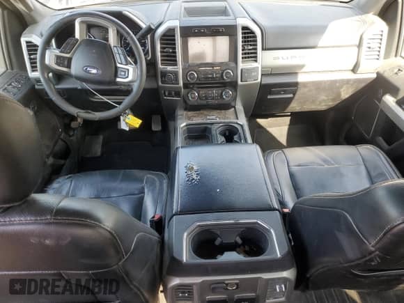 2018 Ford F-250 XL z VIN 1FT7W2BT3JEB19486, wystawiony jako Copart lot #69978185 z przebiegiem 404 405 mil mil oraz Szkoda całkowita • Salvage title. Historia ofert i sprzedaży dostępna na DreamBid. Obrazek 8.