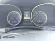 2013 Hyundai Santa Fe Sport z VIN 5XYZT3LB6DG010111, wystawiony jako IAAI lot #43211786 z przebiegiem 148 045 mil mil oraz . Historia ofert i sprzedaży dostępna na DreamBid. Obrazek 7.