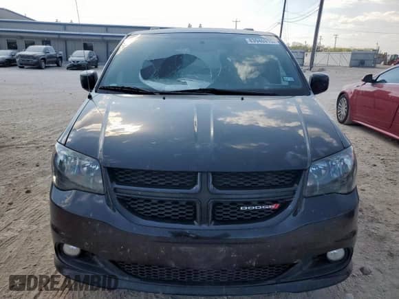2017 Dodge Grand Caravan GT z VIN 2C4RDGEG2HR673870, wystawiony jako Copart lot #83946915 z przebiegiem 122 638 mil mil oraz Szkoda całkowita • Salvage title. Historia ofert i sprzedaży dostępna na DreamBid. Obrazek 5.