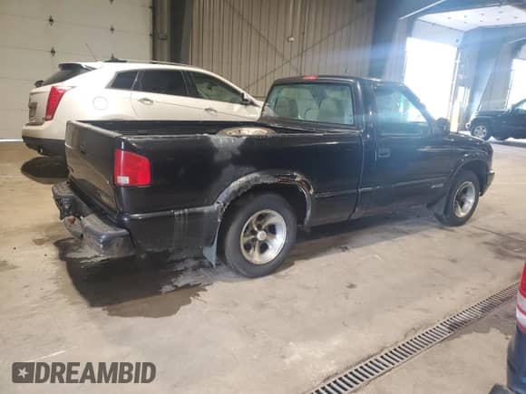 1998 Chevrolet S-10 LS с VIN 1GCCS1443W8212721, выставлен на аукционе Copart как лот 60344835 с пробегом 117 180 миль миль и Чистый • Clean title. История ставок и продаж доступна на DreamBid. Изображение 3.