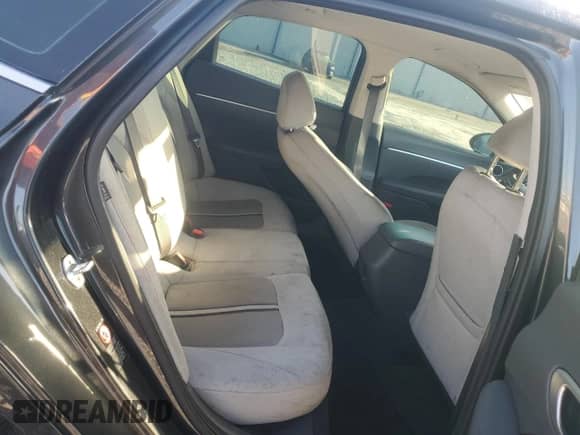 2022 Hyundai Sonata SE z VIN 5NPEG4JA5NH134898, wystawiony jako Copart lot #81127545 z przebiegiem 102 568 mil mil oraz Szkoda całkowita • Salvage title. Historia ofert i sprzedaży dostępna na DreamBid. Obrazek 10.