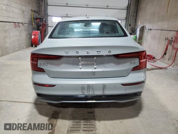 2024 Volvo S60 Plus Dark Theme z VIN 7JRL12FL0RG294609, wystawiony jako Copart lot #82103835 z przebiegiem 38 487 mil mil oraz Czysty tytuł • Clean title. Historia ofert i sprzedaży dostępna na DreamBid. Obrazek 6.