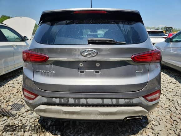 2019 Hyundai Santa Fe SE с VIN 5NMS2CAD8KH067549, выставлен на аукционе Copart как лот 65798355 с пробегом 119 603 миль миль и Списание • Salvage title. История ставок и продаж доступна на DreamBid. Изображение 6.