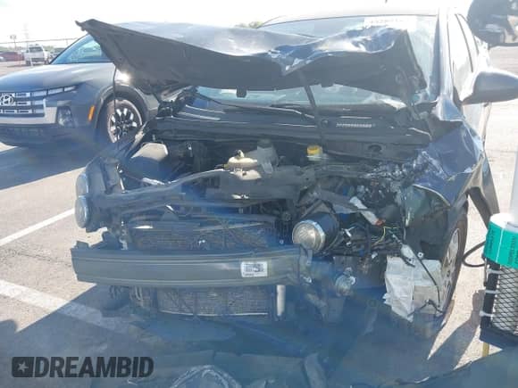 2012 Chevrolet Sonic LS с VIN 1G1JA5SH6C4219164, выставлен на аукционе IAAI как лот 43287162 с пробегом 191 421 миль миль и . История ставок и продаж доступна на DreamBid. Изображение 6.