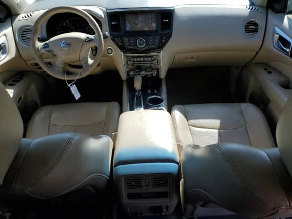 2015 Nissan Pathfinder Platinum with VIN 5N1AR2MM0FC612057, listed as a Copart auction lot 86277575 with 175,110 mi miles and Clean title. Bid and sale history available at DreamBid. Image 8.