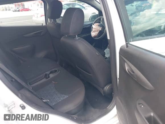 2022 Chevrolet Spark 1LT z VIN KL8CD6SA4NC037058, wystawiony jako IAAI lot #42689373 z przebiegiem 19 147 mil mil oraz . Historia ofert i sprzedaży dostępna na DreamBid. Obrazek 8.