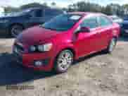 2013 Chevrolet Sonic LT с VIN 1G1JC5SH9D4183417, выставлен на аукционе IAAI как лот 43397596 с пробегом 115 555 миль миль и . История ставок и продаж доступна на DreamBid. Изображение 2.