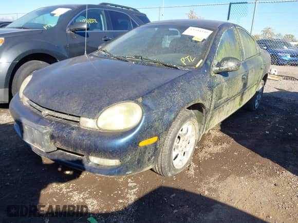 2001 Dodge Neon Highline z VIN 1B3ES46C81D115790, wystawiony jako IAAI lot #43504349 z przebiegiem 83 803 mil mil oraz . Historia ofert i sprzedaży dostępna na DreamBid. Obrazek 6.