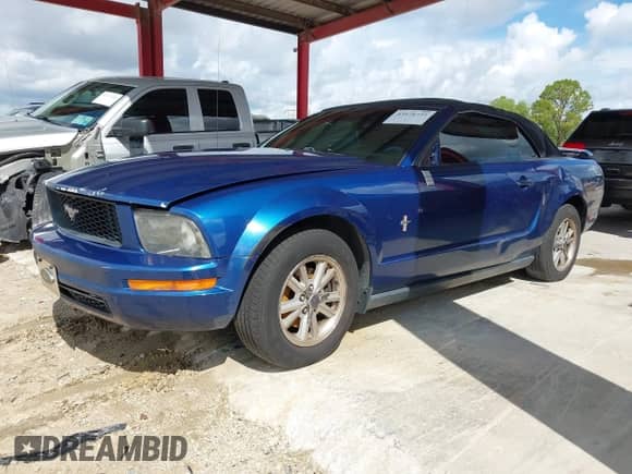 2006 Ford Mustang Standard с VIN 1ZVFT84N165178465, выставлен на аукционе IAAI как лот 43171721 с пробегом 162 842 миль миль и . История ставок и продаж доступна на DreamBid. Изображение 2.