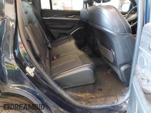 2024 Jeep Grand Cherokee with VIN 1C4RJYB61R8547667, listed as a IAAI auction lot 43246459 with 12,879 mi miles and . Bid and sale history available at DreamBid. Image 8.