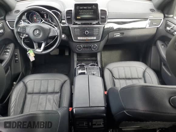 2017 Mercedes-Benz GLS 450 с VIN 4JGDF6EE1HA824842, выставлен на аукционе Copart как лот 67591235 с пробегом 52 039 миль миль и Списание • Salvage title. История ставок и продаж доступна на DreamBid. Изображение 8.