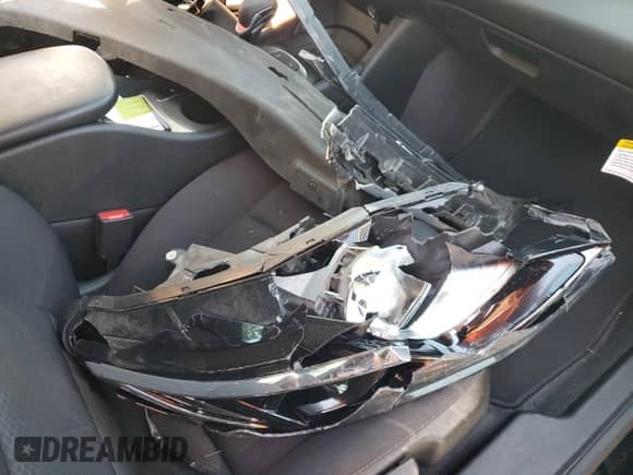 2024 Chevrolet Malibu RS с VIN 1G1ZG5ST2RF120487, выставлен на аукционе Copart как лот 69316765 с пробегом 62 438 миль миль и Списание • Salvage title. История ставок и продаж доступна на DreamBid. Изображение 12.