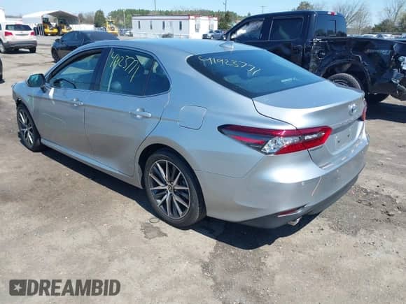 2023 Toyota Camry Hybrid XLE с VIN 4T1F31AK8PU618771, выставлен на аукционе IAAI как лот 41923771 с пробегом 9 333 миль миль и . История ставок и продаж доступна на DreamBid. Изображение 3.