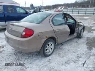 2000 Dodge Neon Highline z VIN 1B3ES46CXYD694730, wystawiony jako IAAI lot #41610249 z przebiegiem 110 930 mil mil oraz . Historia ofert i sprzedaży dostępna na DreamBid. Obrazek 4.