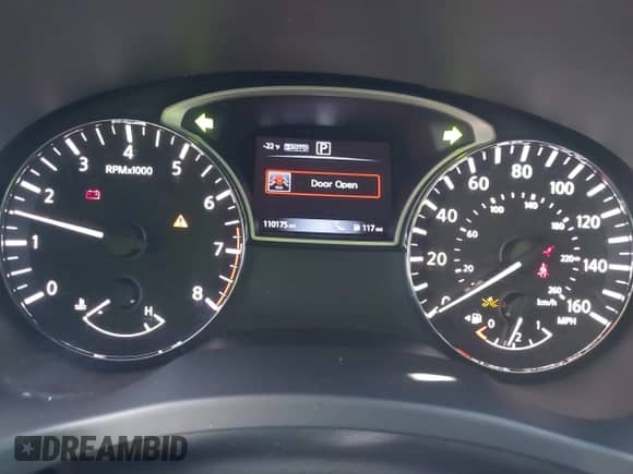 2017 Nissan Pathfinder SL z VIN 5N1DR2MM5HC623801, wystawiony jako IAAI lot #42142474 z przebiegiem 110 175 mil mil oraz . Historia ofert i sprzedaży dostępna na DreamBid. Obrazek 7.