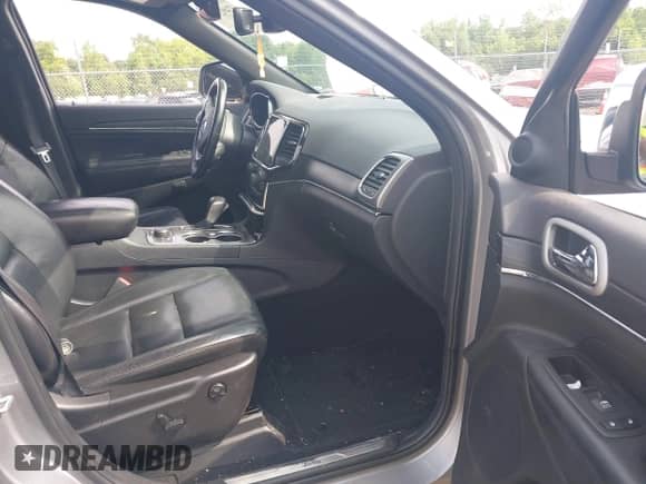 2020 Jeep Grand Cherokee Limited X с VIN 1C4RJFBG3LC233195, выставлен на аукционе IAAI как лот 42492543 с пробегом 60 940 миль миль и . История ставок и продаж доступна на DreamBid. Изображение 5.