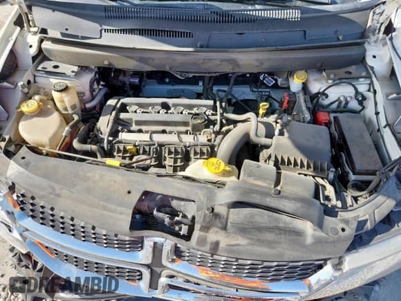 2019 Dodge Journey SE Value with VIN 3C4PDCAB0KT820802, listed as a Copart auction lot 67028585 with 83,454 mi miles and Salvage title. Bid and sale history available at DreamBid. Image 12.