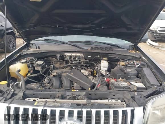 2008 Mercury Mariner with VIN 4M2CU91108KJ51427, listed as a IAAI auction lot 43339990 with 227,044 mi miles and . Bid and sale history available at DreamBid. Image 10.